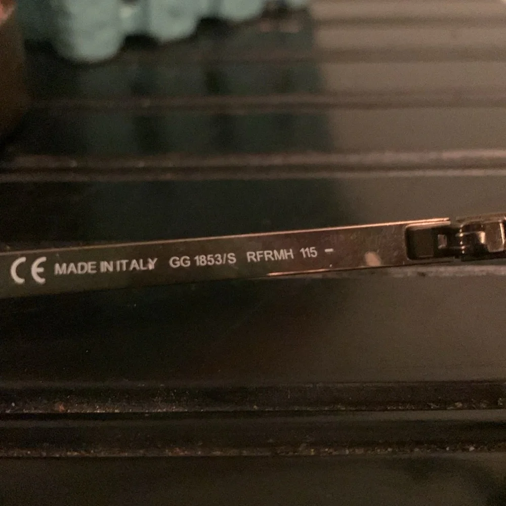 Gucci aviators sunglasses w/case🤎 - Picture 4 of 10